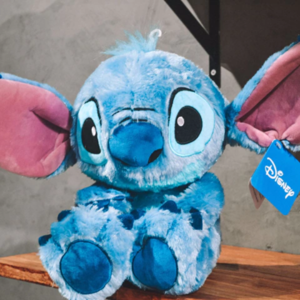 Pelúcia Stitch Tamanho Médio – Oficial Disney